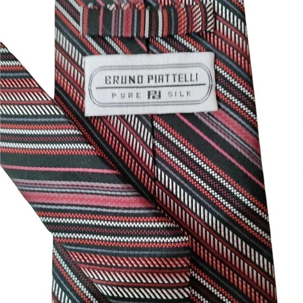 Bruno Piattelli 100% Silk necktie handmade